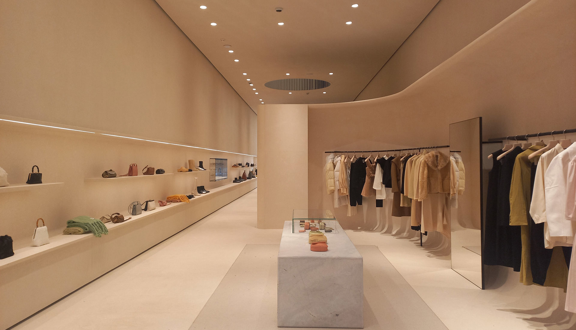 JILL-SANDER-AMBURGO